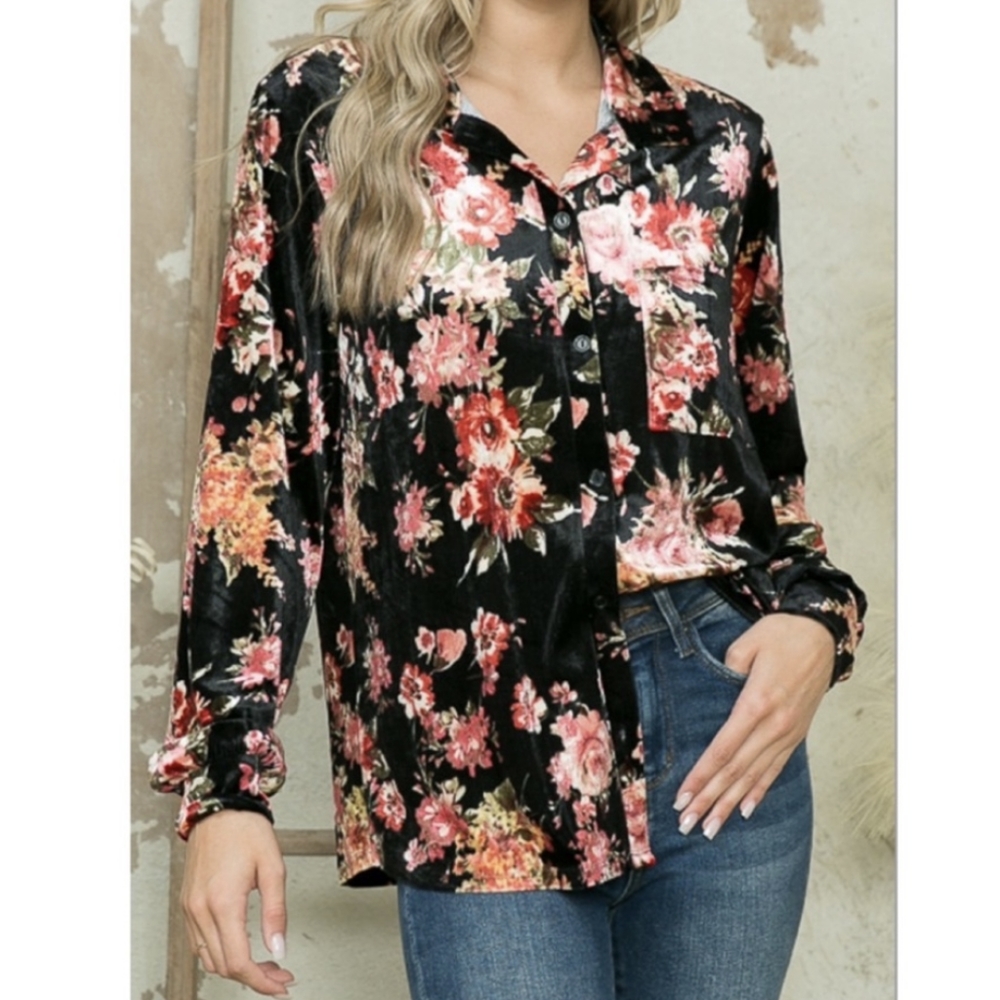 *1 LEFT!*  Black Velvet Floral Button-Down Top